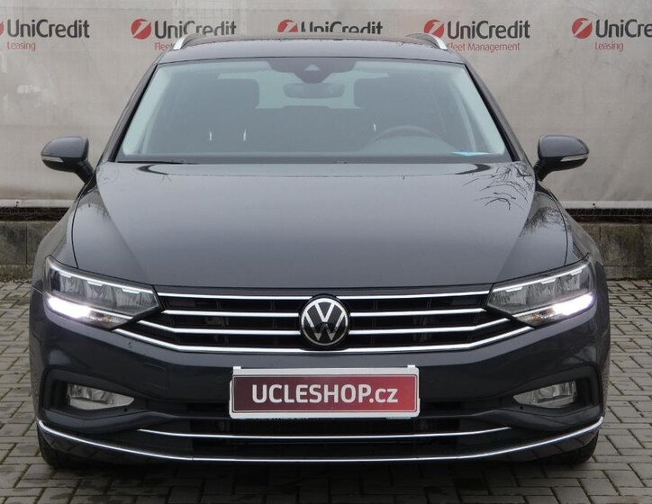 Volkswagen Passat 2