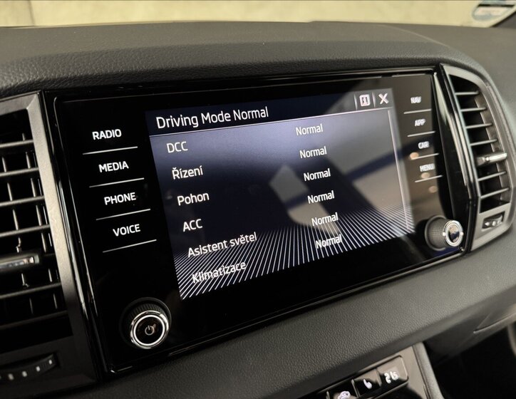 Škoda Karoq SUV / Terénní 2,0 l 110 kw