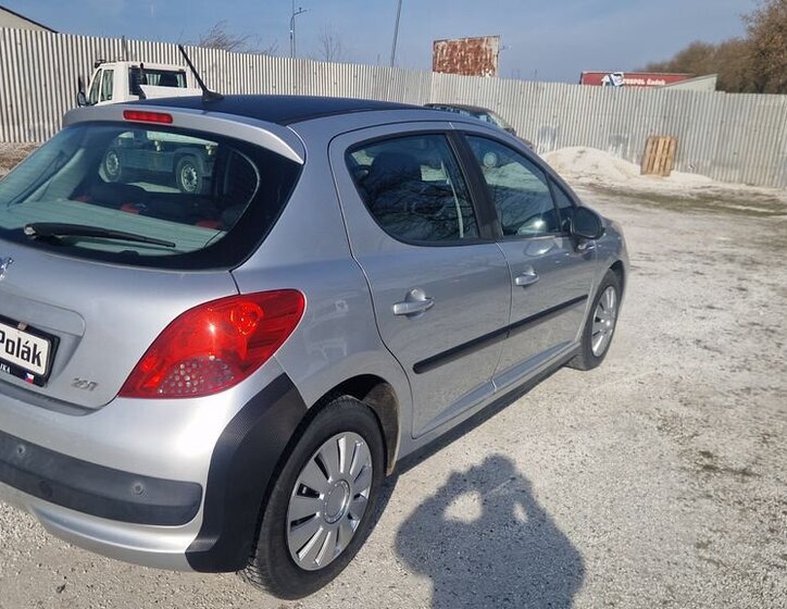 Peugeot 207 Hatchback 1,6 l 80 kw