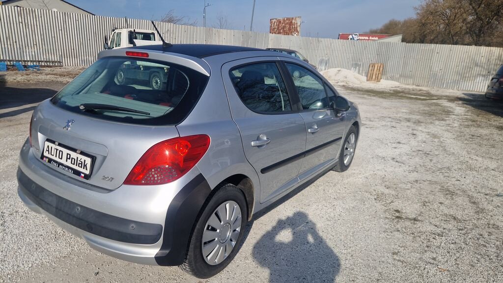 Peugeot 207 Hatchback 1,6 l 80 kw