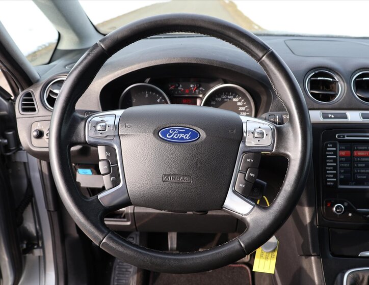 Ford S-MAX MPV 2,0 l 103 kw