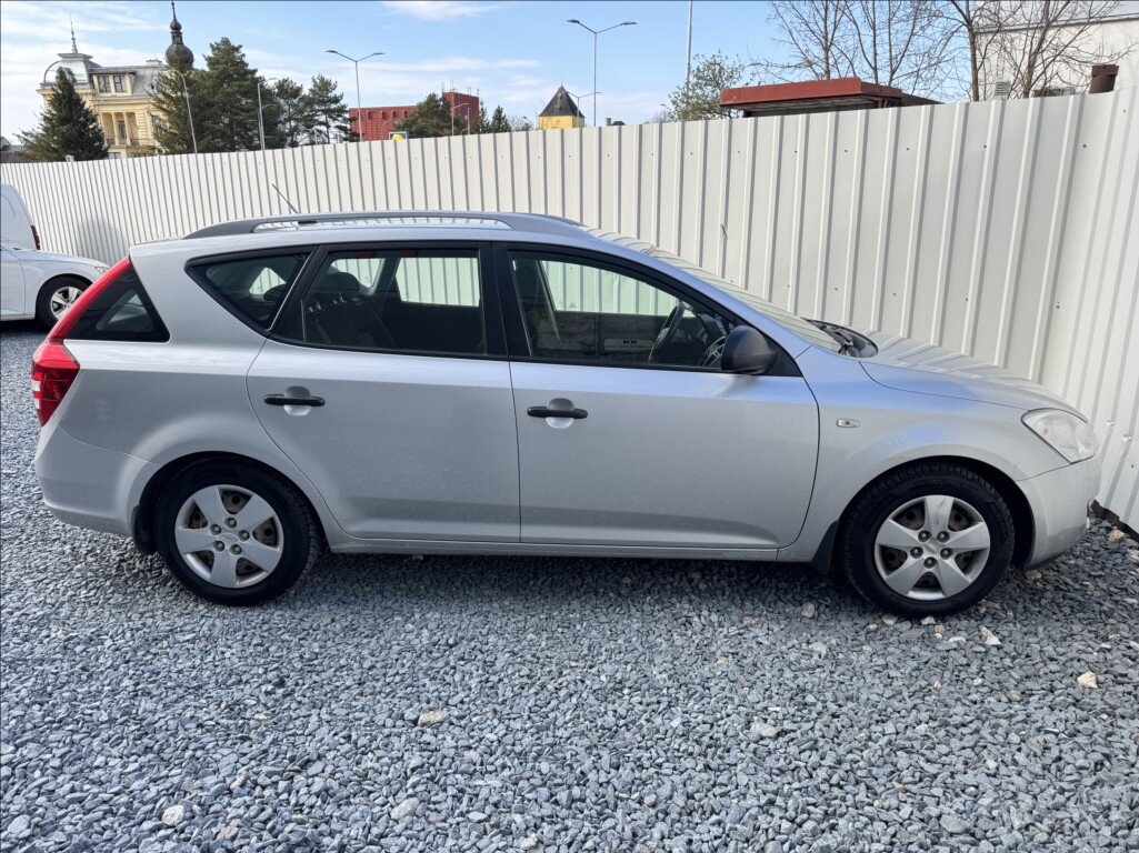 KIA Ceed Kombi 1,4 l 80 kw