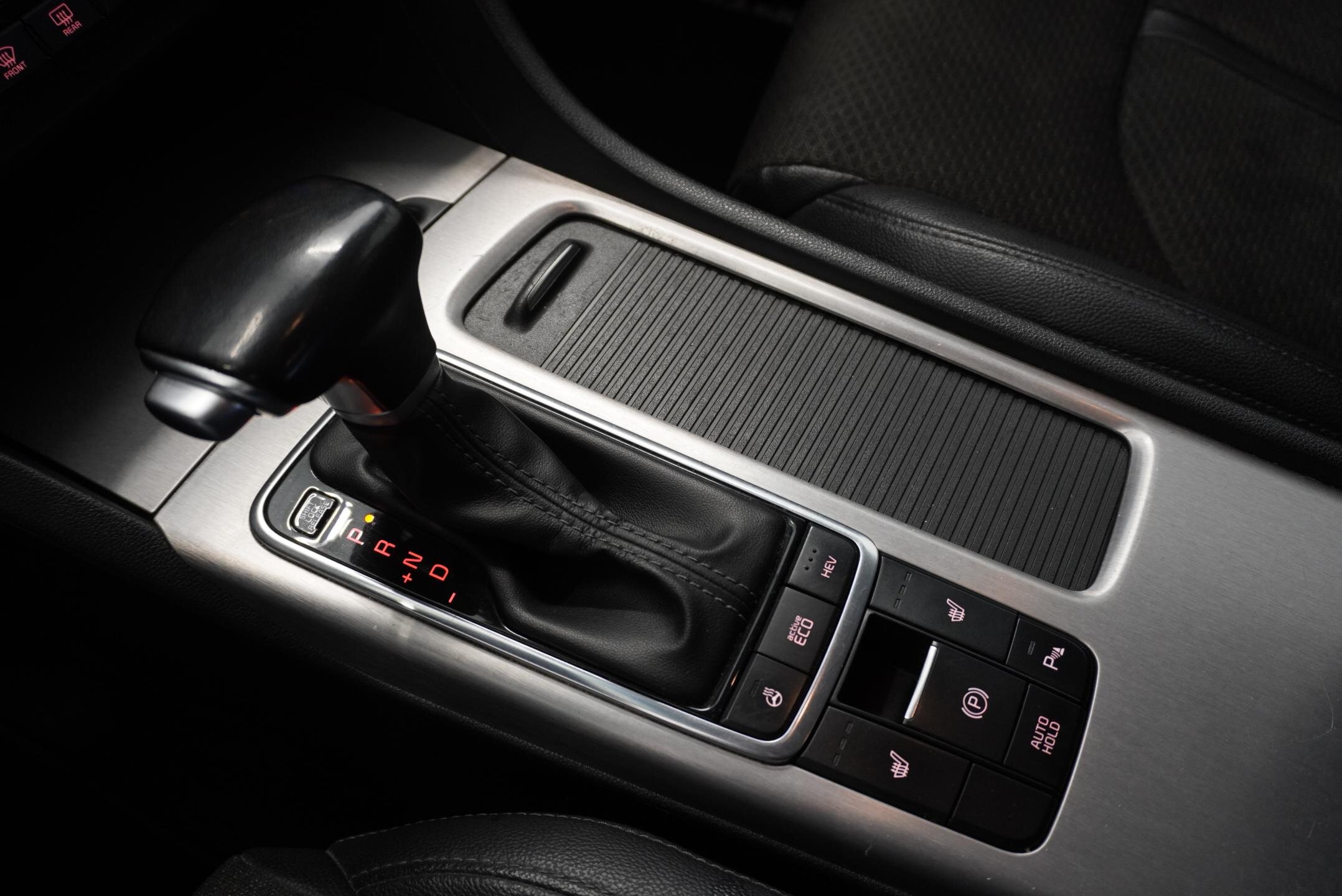 KIA Optima Kombi 2,0 l 151 kw