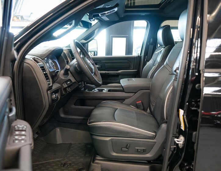 Dodge RAM Pick-up 6,4 l 306 kw