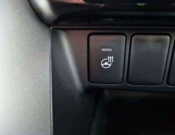 Mitsubishi Ostatní SUV / Terénní 2,4 l 138 kw