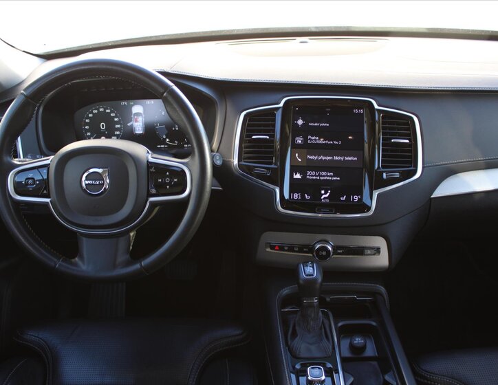 Volvo XC90 SUV 2,0 l 173 kw