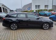 KIA Ceed 4