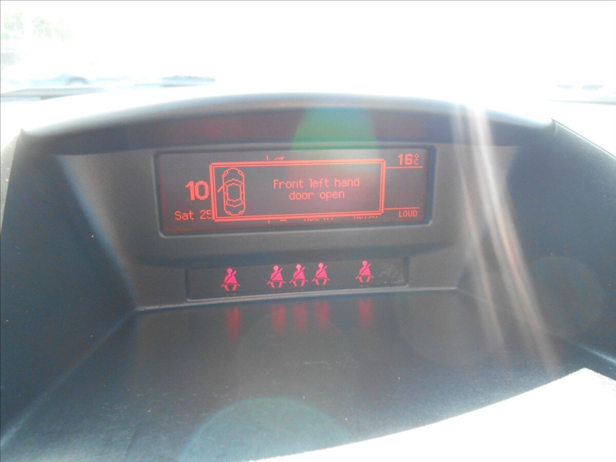 Peugeot 207 Kombi 1,4 l 54 kw