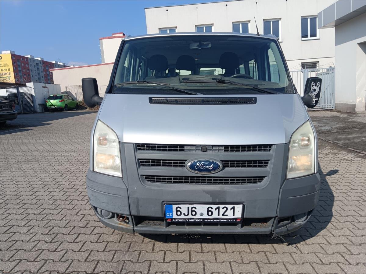 Ford Transit Kombi 2,2 l 85 kw