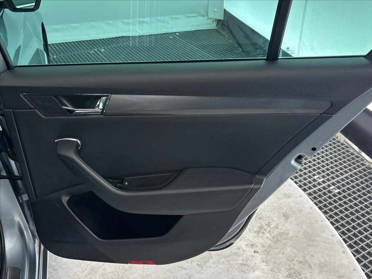 Škoda Superb Kombi 2,0 l 110 kw