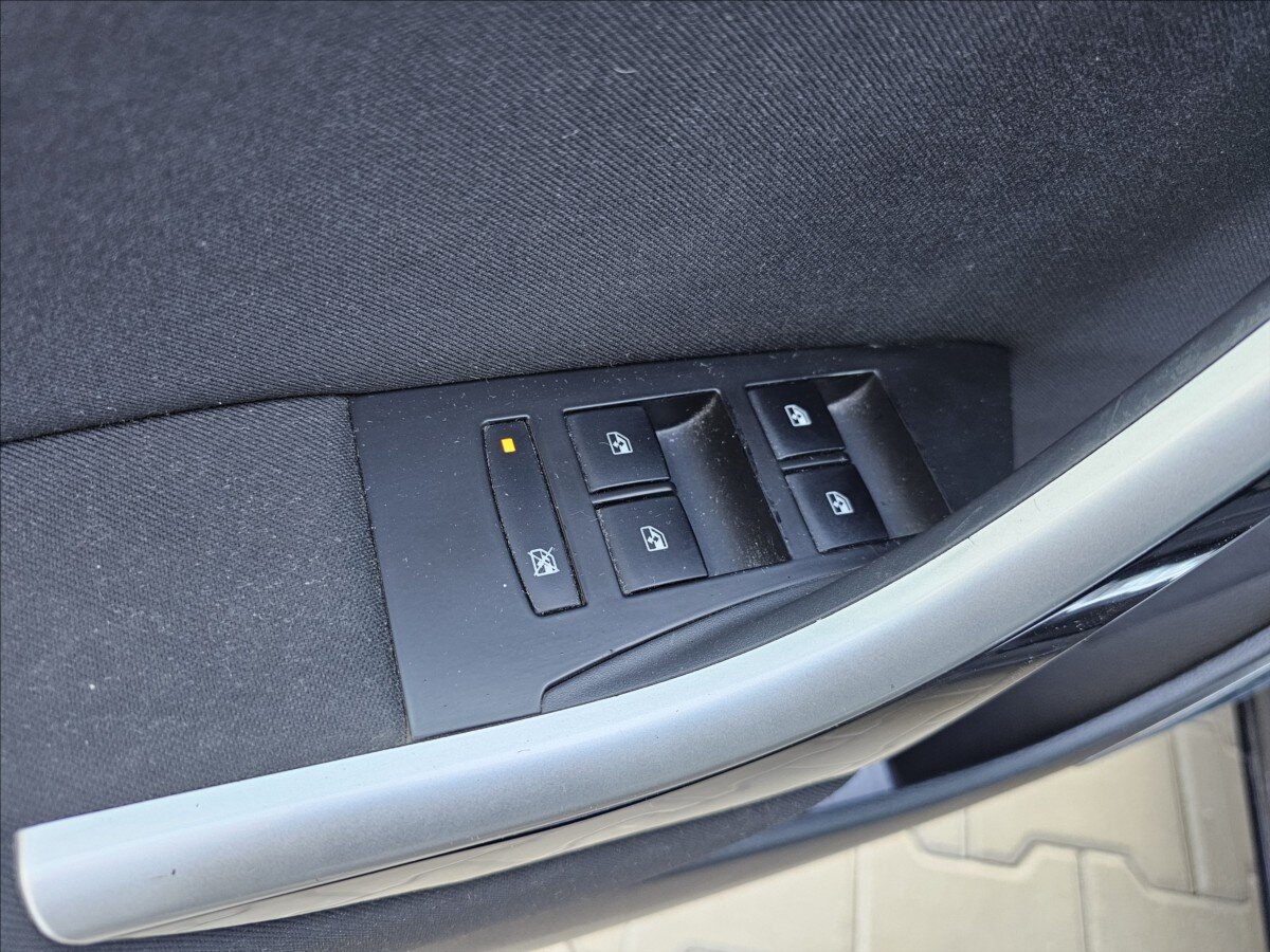 Opel Astra Hatchback 1,6 l 132 kw