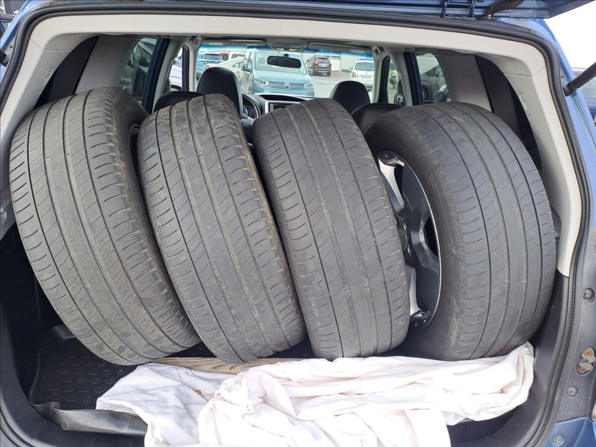 Subaru Forester SUV / Terénní 2,5 l 169 kw