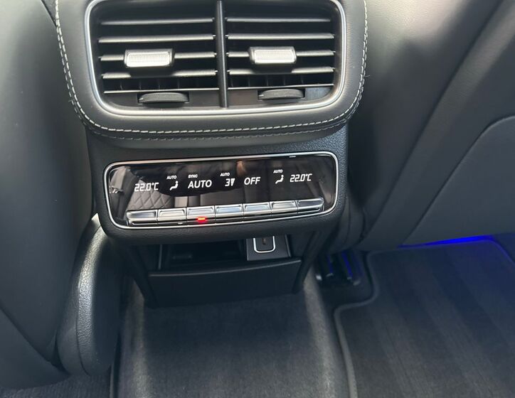 Mercedes-Benz GLE 28