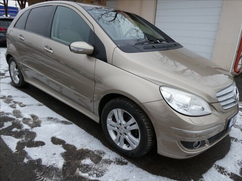 Mercedes-Benz Třídy B Hatchback 2,0 l 80 kw