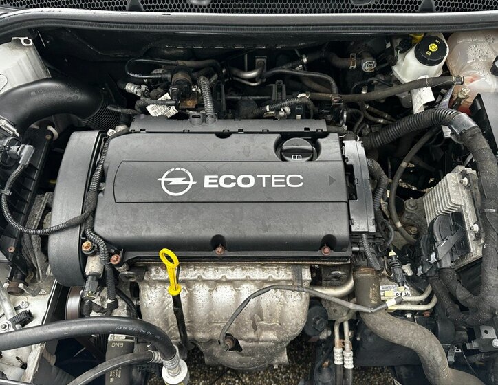 Opel Astra Hatchback 1,6 l 85 kw