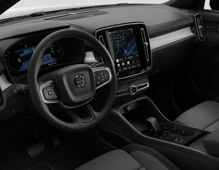 Volvo XC40 SUV / Terénní 2,0 l 145 kw