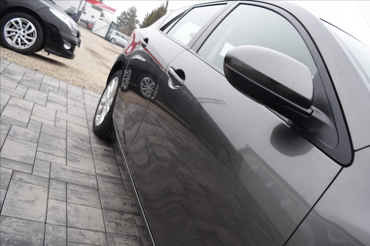 Mazda 3 Hatchback 1,6 l 77 kw