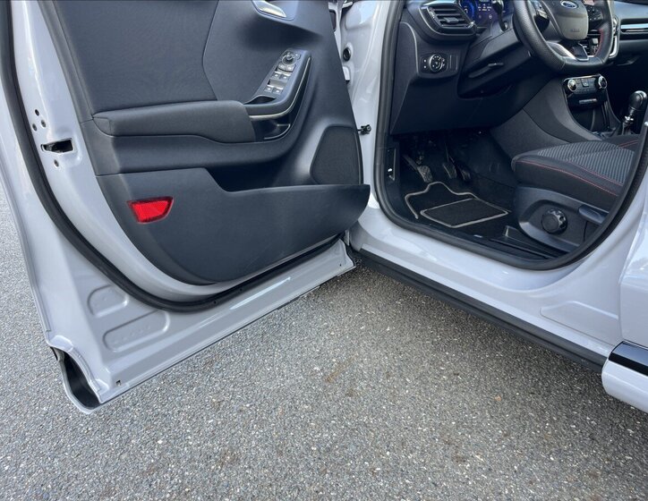 Ford Puma Hatchback 999,0 92 kw