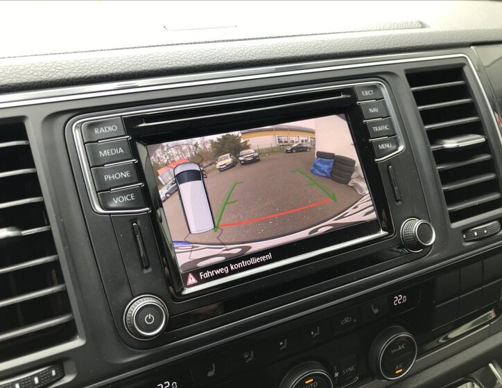 Volkswagen Caravelle Kombi 2,0 l 110 kw