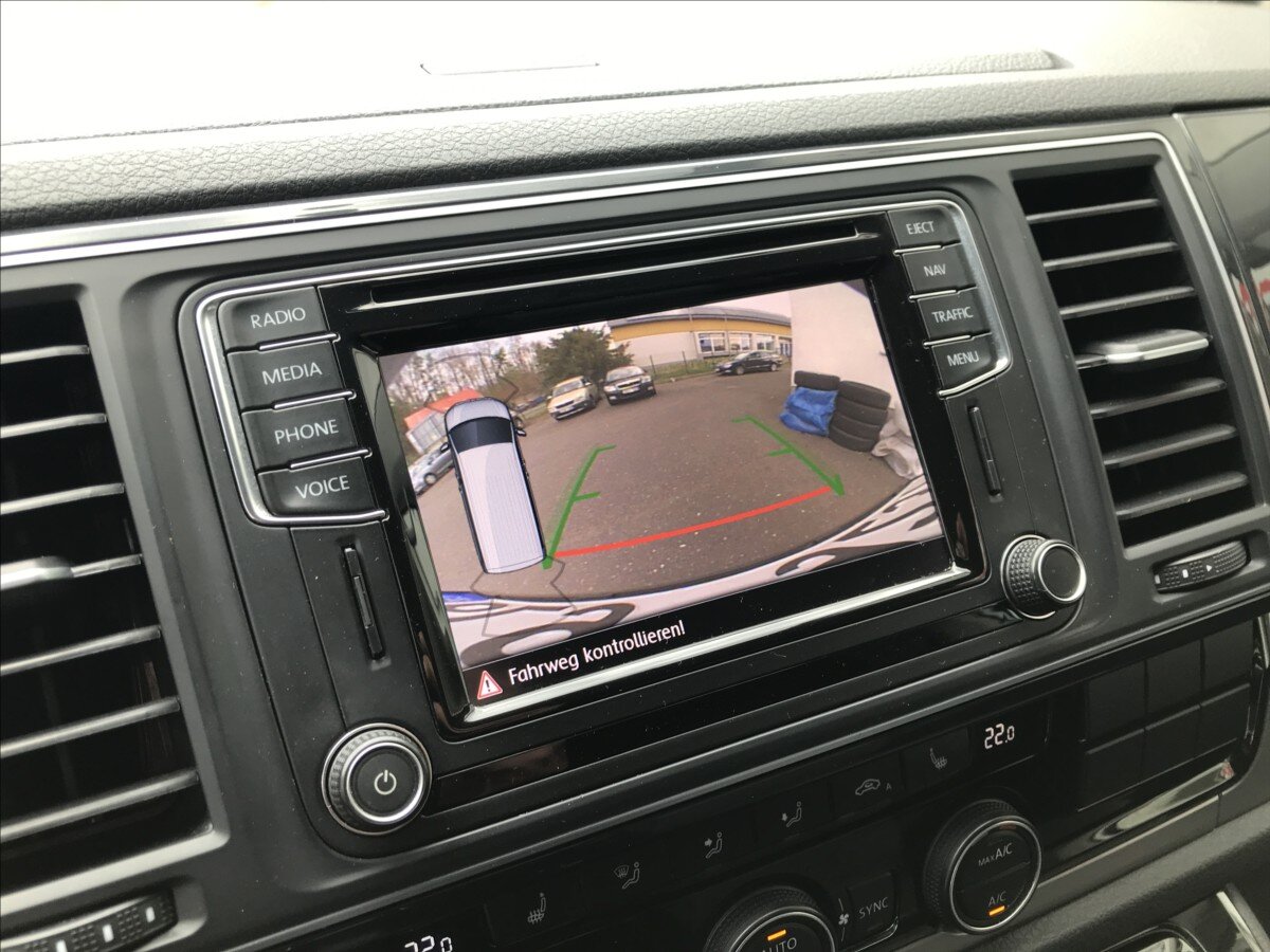 Volkswagen Caravelle Kombi 2,0 l 110 kw