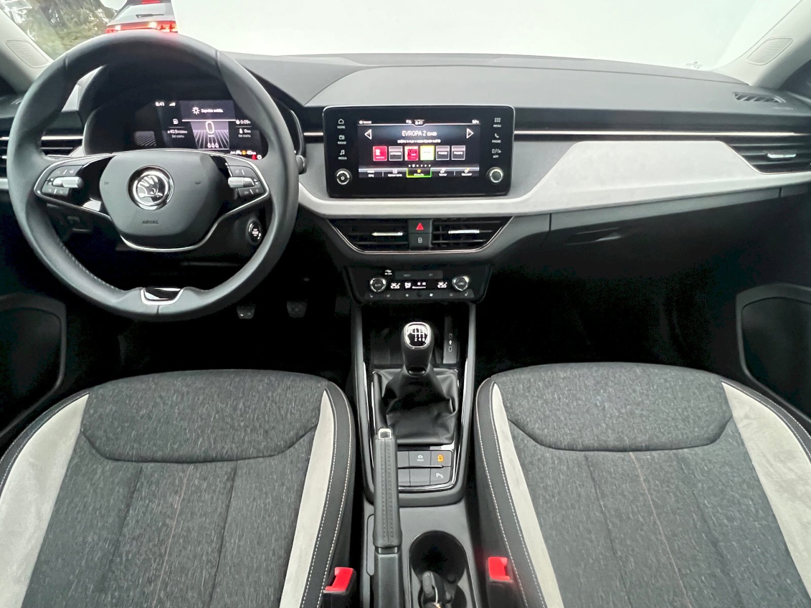 Škoda Scala Hatchback 1,0 l 85 kw