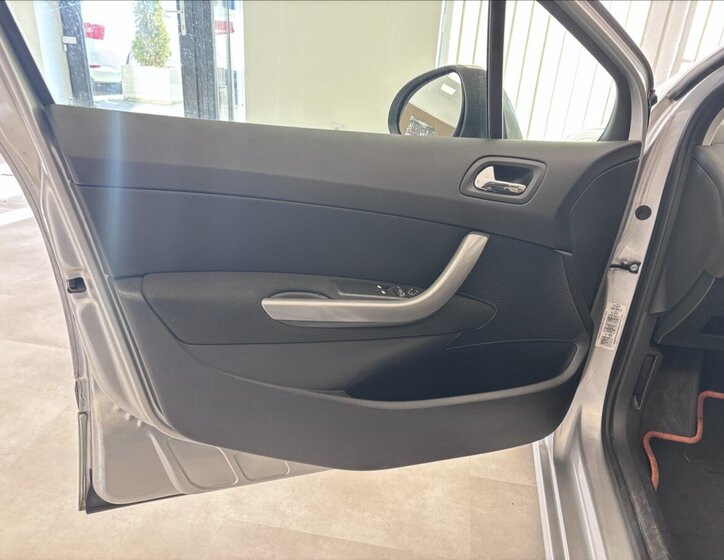 Peugeot 308 Kombi 1,6 l 88 kw