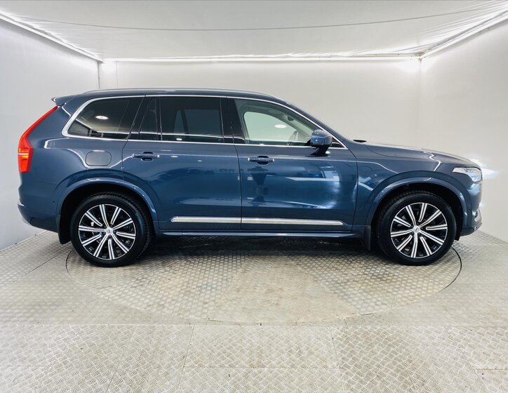 Volvo XC90 SUV / Terénní 2,0 l 173 kw