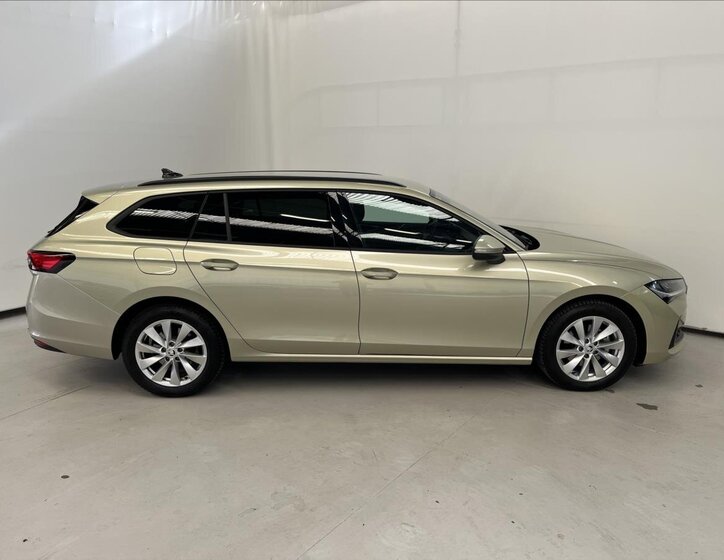 Škoda Superb Kombi 2,0 l 110 kw