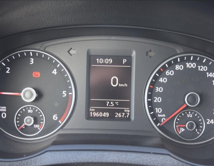 Volkswagen Sharan MPV 2,0 l 103 kw