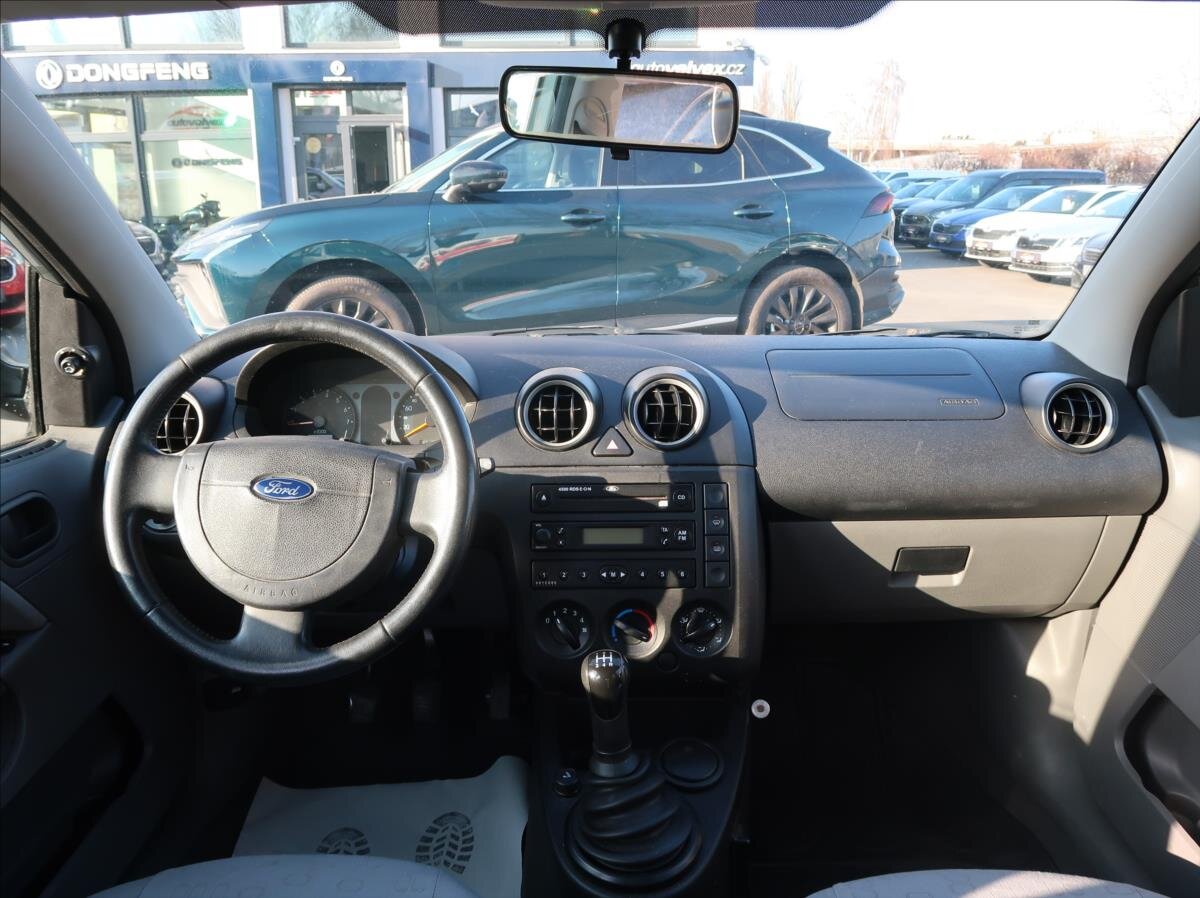 Ford Fiesta Hatchback 1,3 l 51 kw