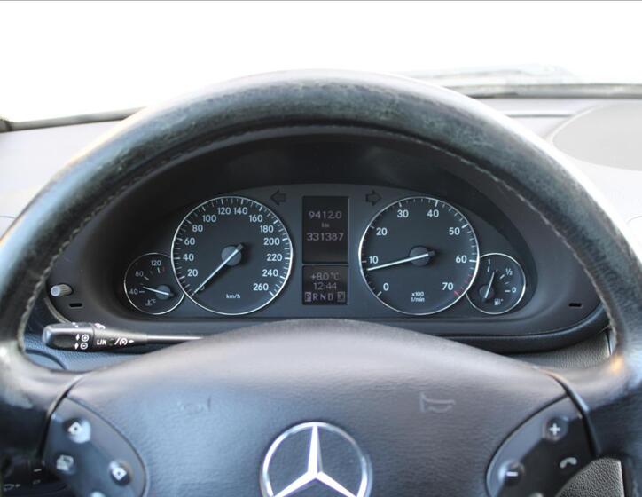 Mercedes-Benz Třídy C 16
