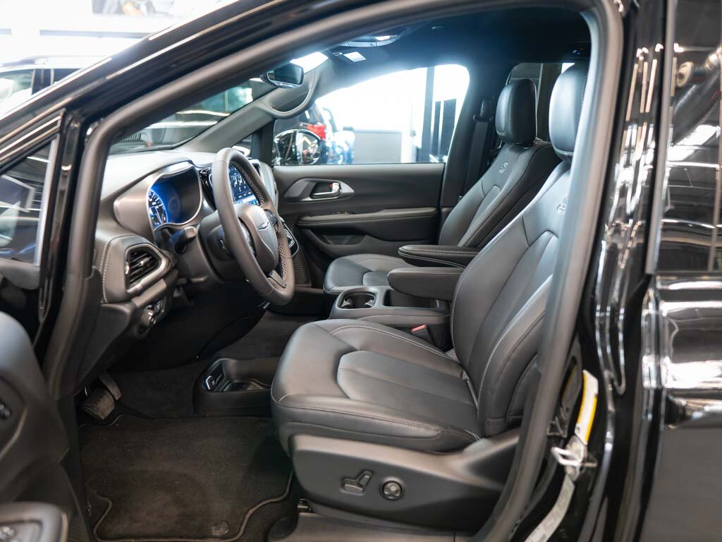 Chrysler Pacifica MPV 3,6 l 221 kw