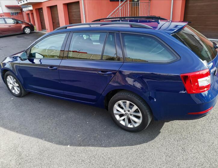 Škoda Octavia 10