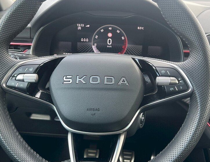 Škoda Scala Hatchback 1,0 l 85 kw