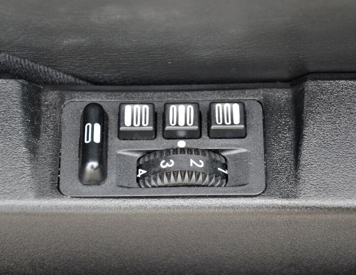 Mercedes-Benz Třídy S Sedan 3,0 l 130 kw