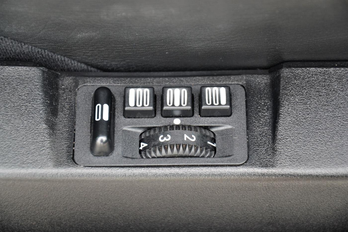 Mercedes-Benz Třídy S Sedan 3,0 l 130 kw