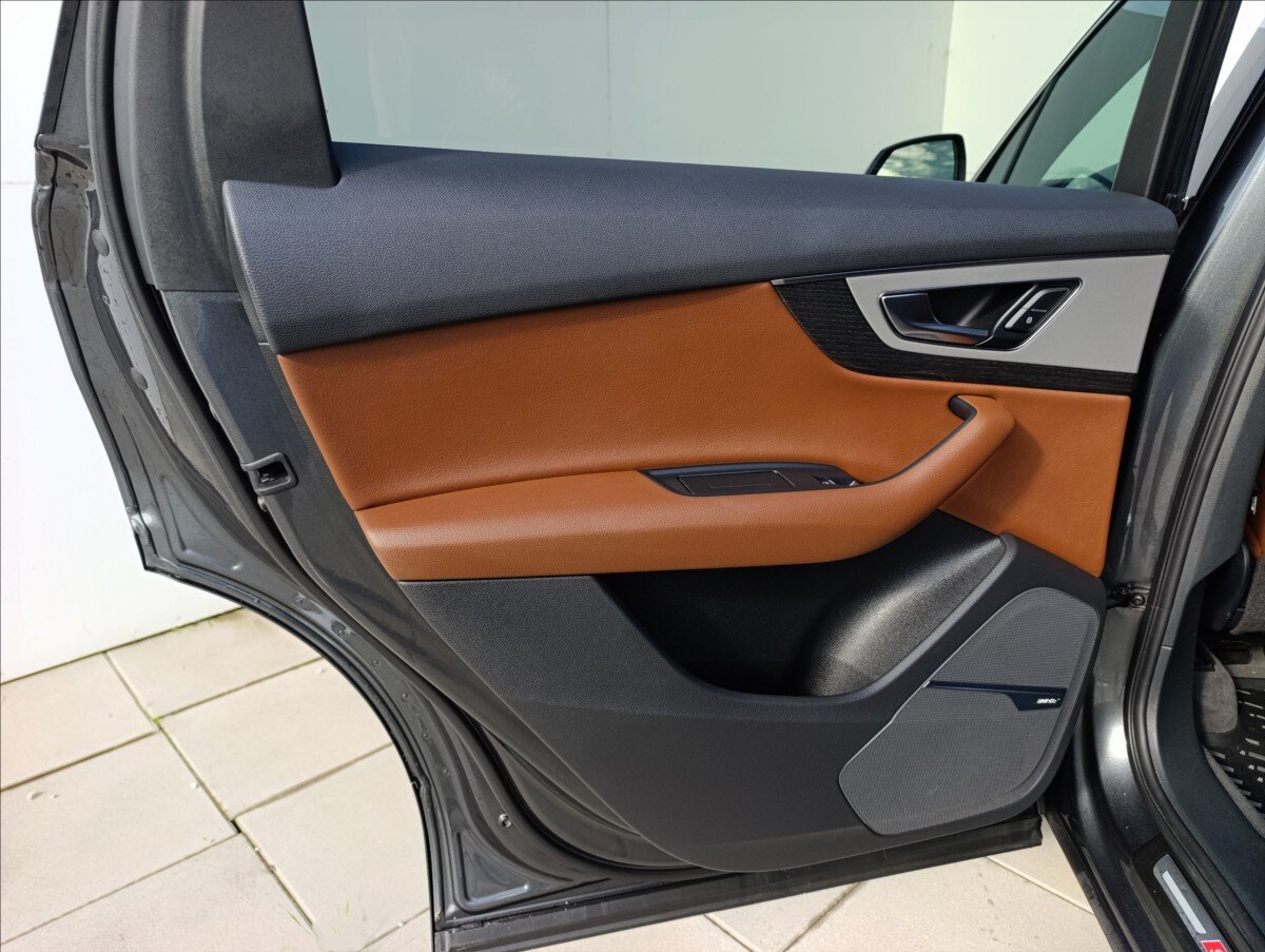 Audi Q7 SUV / Terénní 3,0 l 245 kw