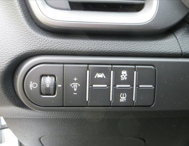 KIA Ceed Kombi 998,0 73 kw