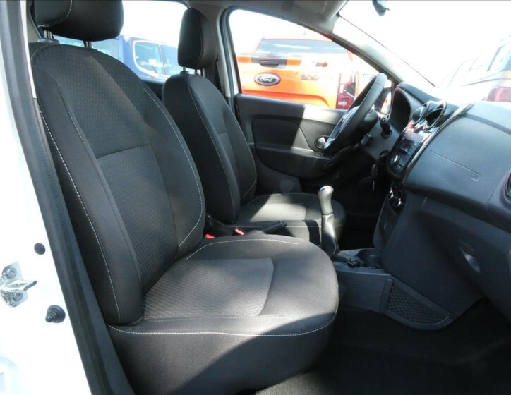 Dacia Sandero Hatchback 999,0 54 kw