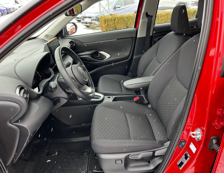 Toyota Yaris Cross SUV 1,5 l 68 kw