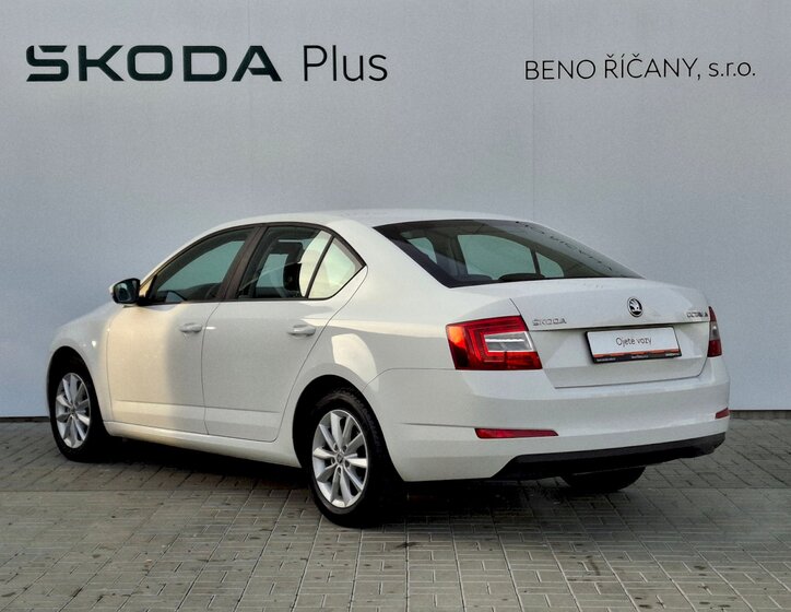 Škoda Octavia 18