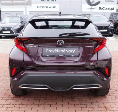 Toyota C-HR 5