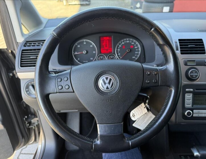 Volkswagen Touran MPV 2,0 l 103 kw