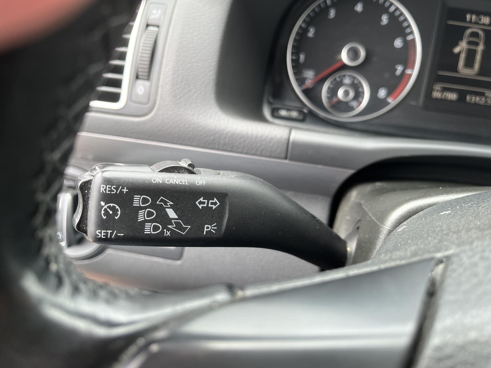 Volkswagen Touran Ostatní 1,2 l 77 kw