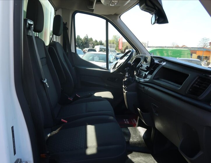Ford Transit Sklápěč 2,0 l 125 kw
