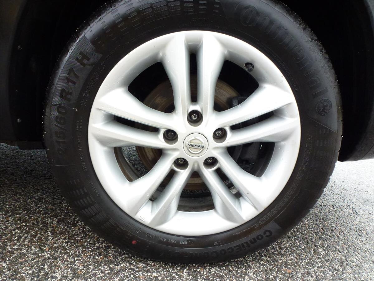 Nissan Qashqai SUV / Terénní 2,0 l 104 kw