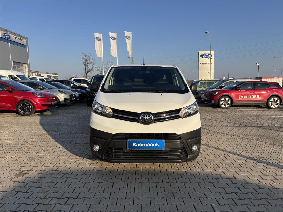 Toyota ProAce Skříň 2,0 l 90 kw