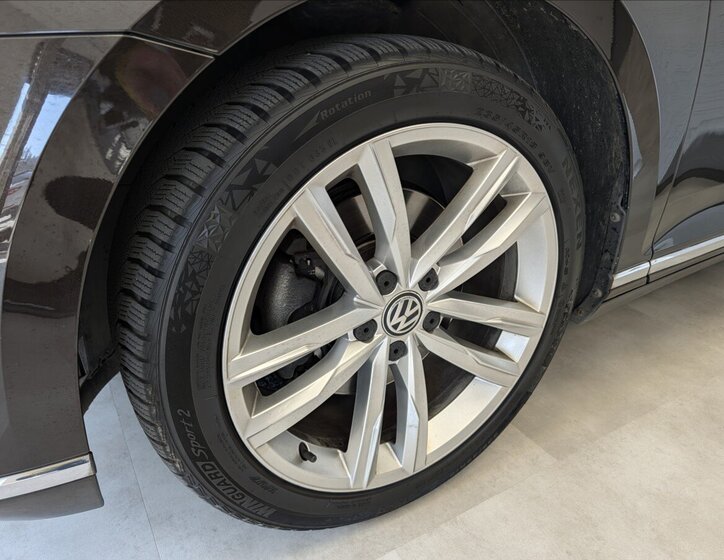 Volkswagen Passat Kombi 2,0 l 140 kw