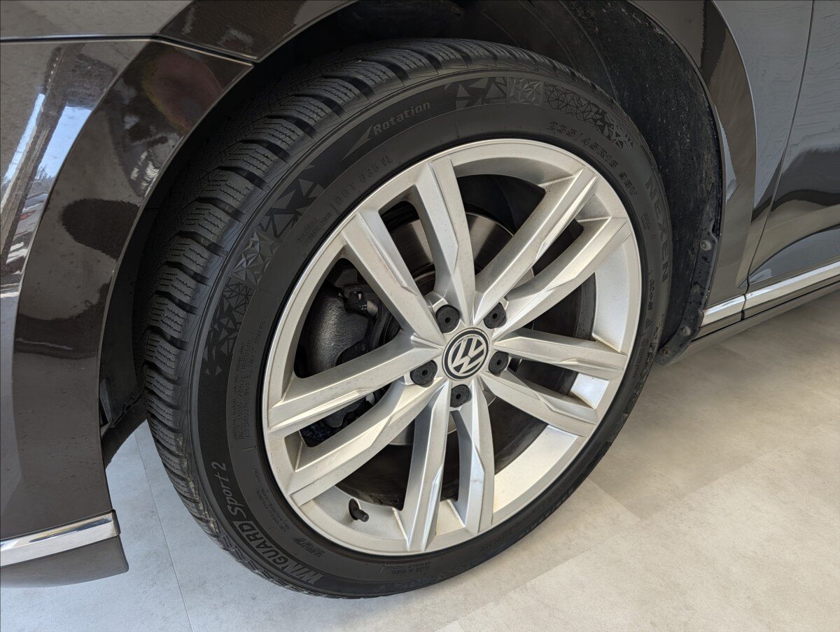 Volkswagen Passat Kombi 2,0 l 140 kw