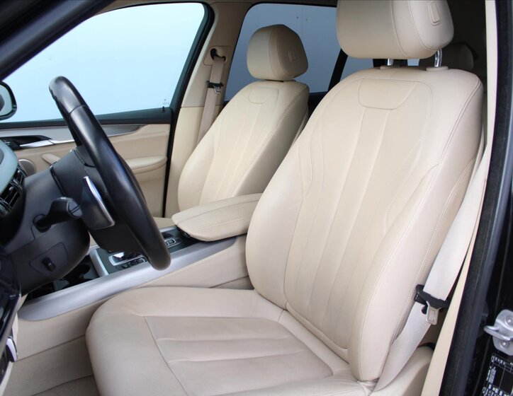 BMW X5 SUV / Terénní 3,0 l 190 kw